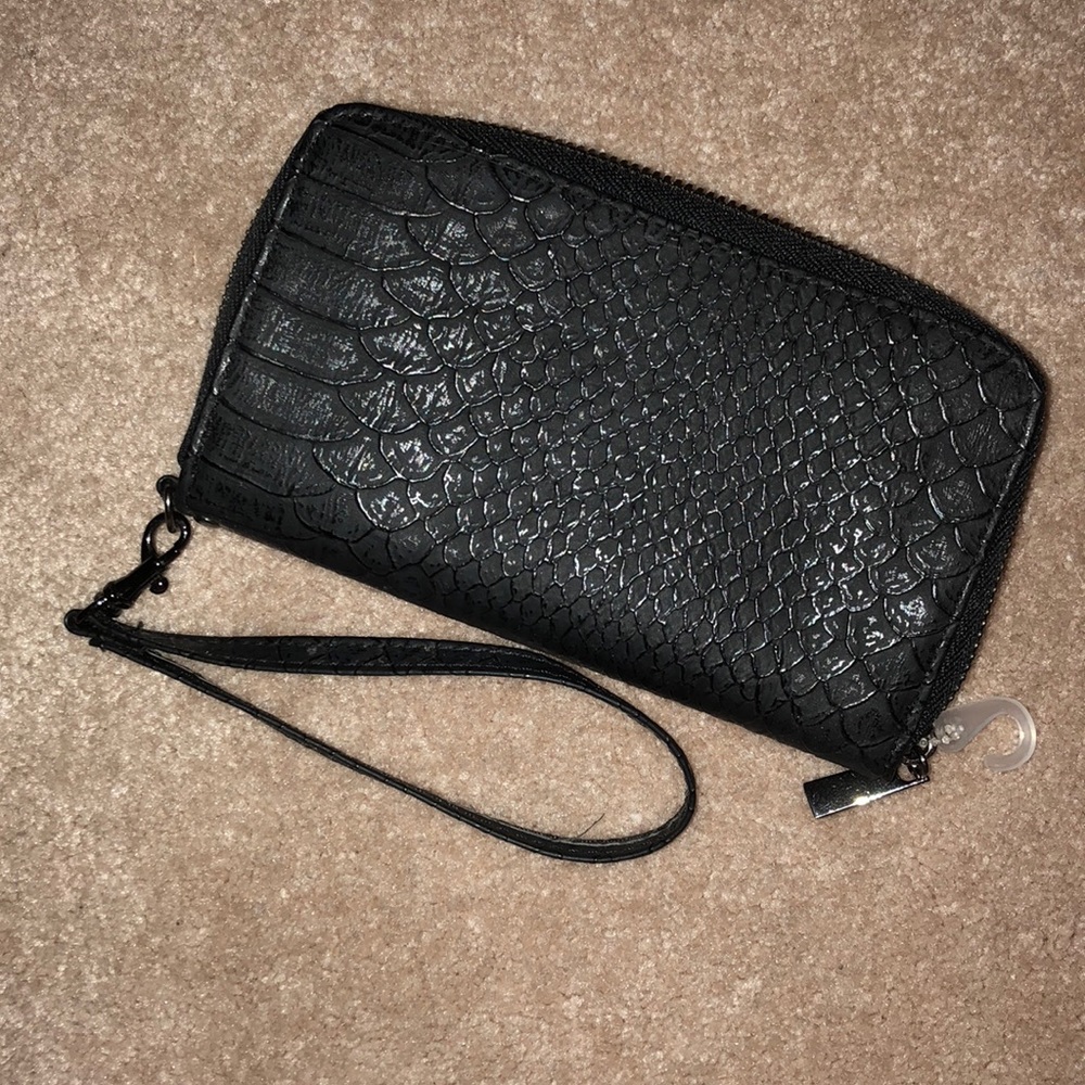 Black snakeskin wallet